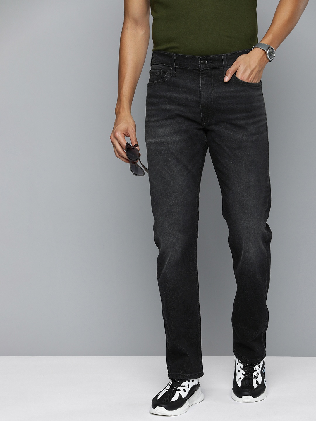 Levis Men 513 Straight Fit Light Fade Stretchable Jeans, Black