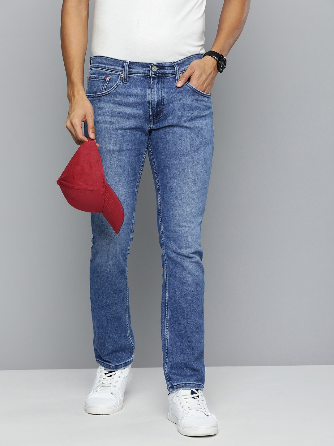 

Levis Men 65504 Skinny Fit Light Fade Stretchable Mid-Rise Jeans, Blue