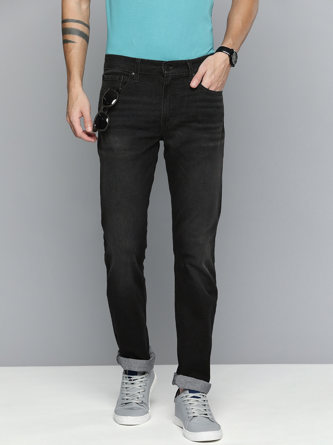 

Levis Men 511 Slim Fit Light Fade Stretchable Jeans, Black