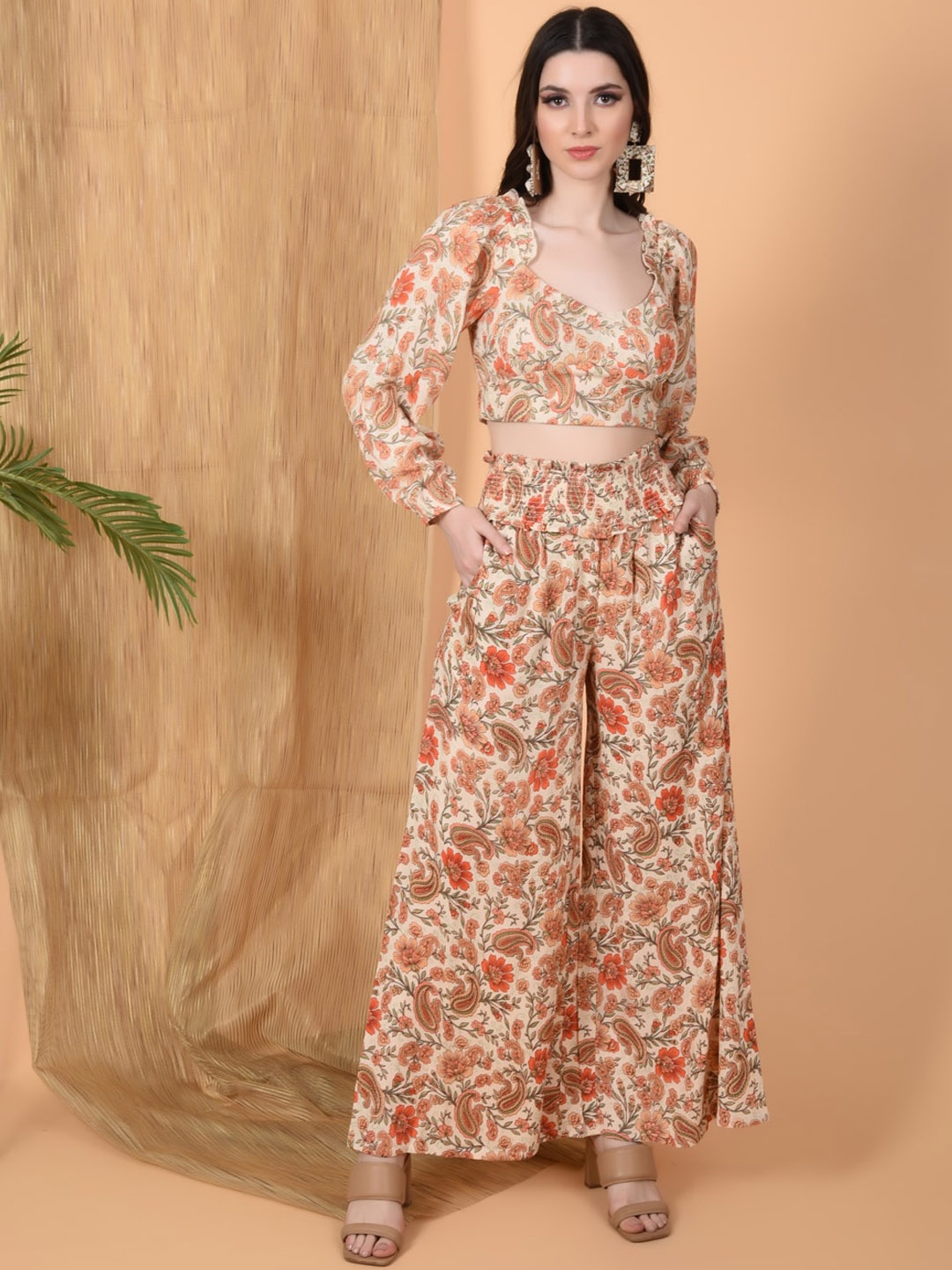 

FLAWLESS Floral Printed Crop Top & Trouser, Off white
