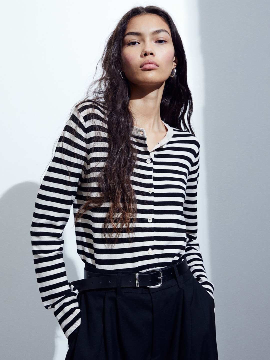 

H&M Fine-Knit Cardigan, Black