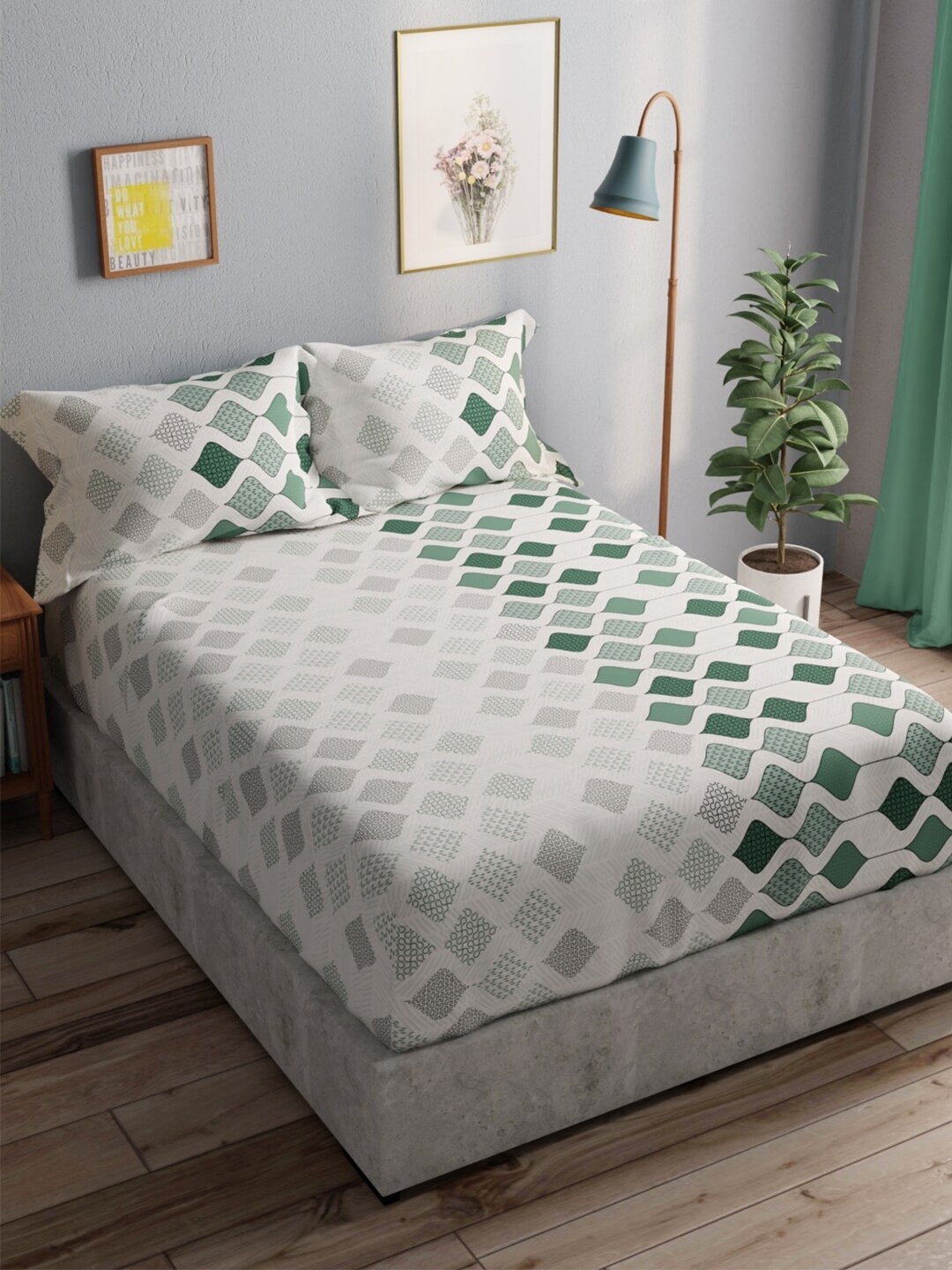 

BIANCA Off White & Green Pure Cotton 140 TC Queen Bedsheet with 2 Pillow Covers
