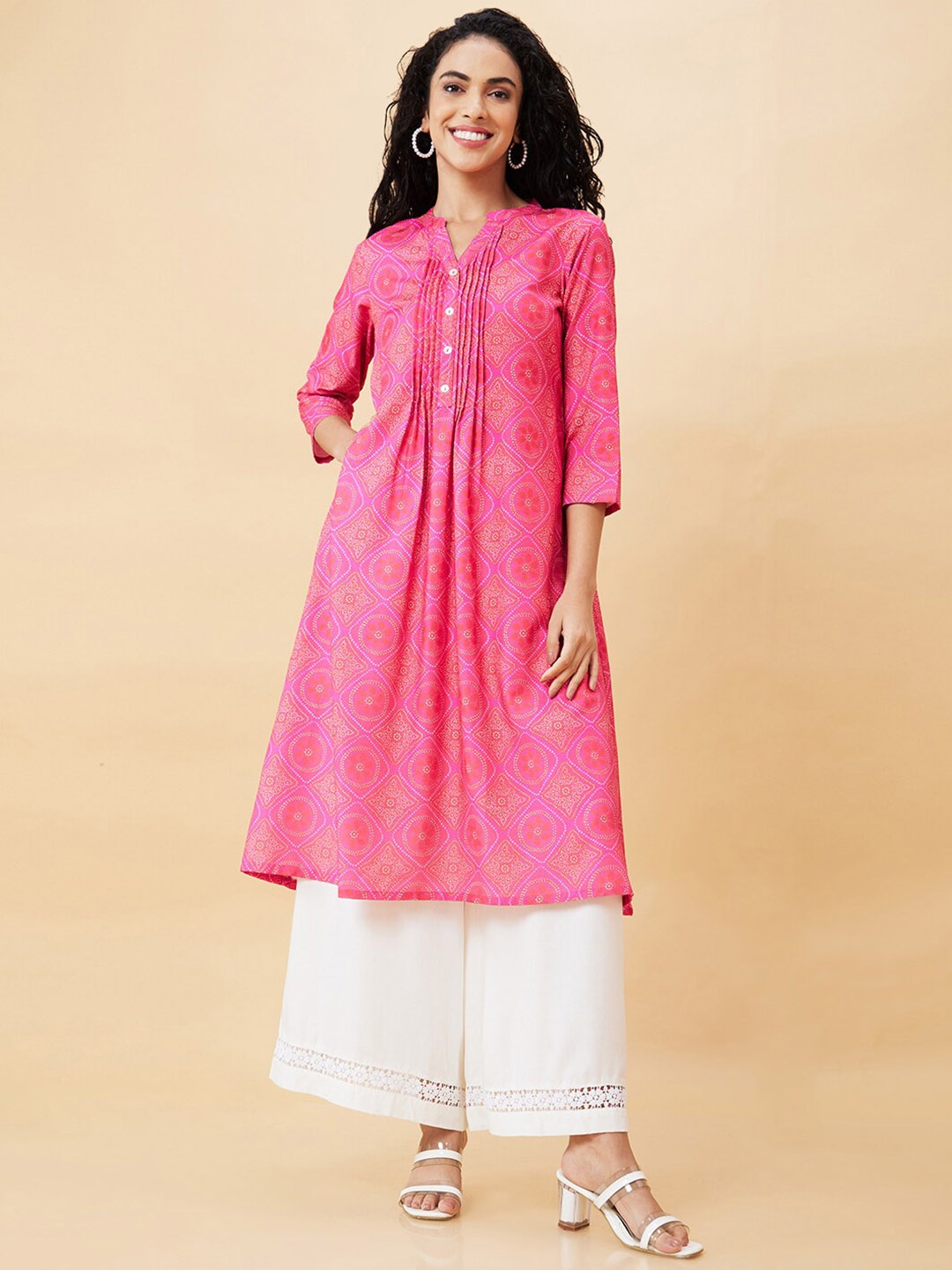 

Globus Ethnic Motifs Printed Mandarin Collar A-Line Kurta, Pink