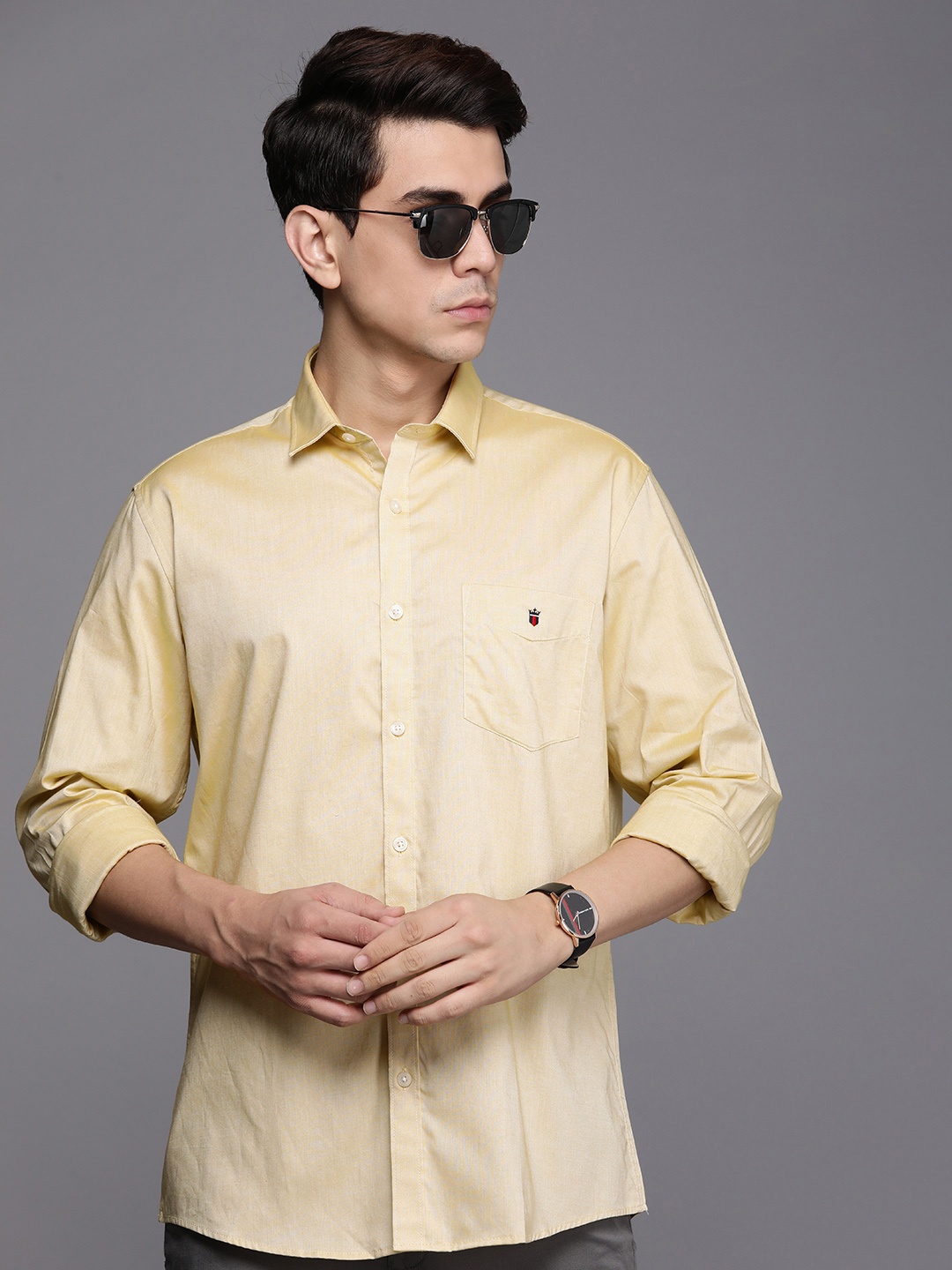 

Louis Philippe Sport Men Slim Fit Opaque Pure Cotton Casual Shirt, Beige