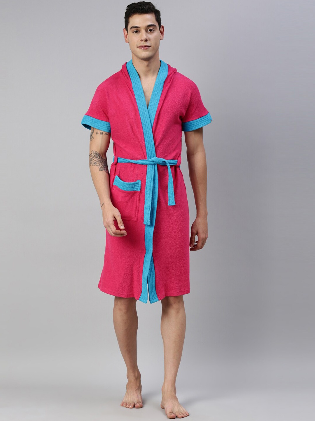 

GOLDSTROMS Hooded Knee-Length Cotton Bath Robe, Fuchsia