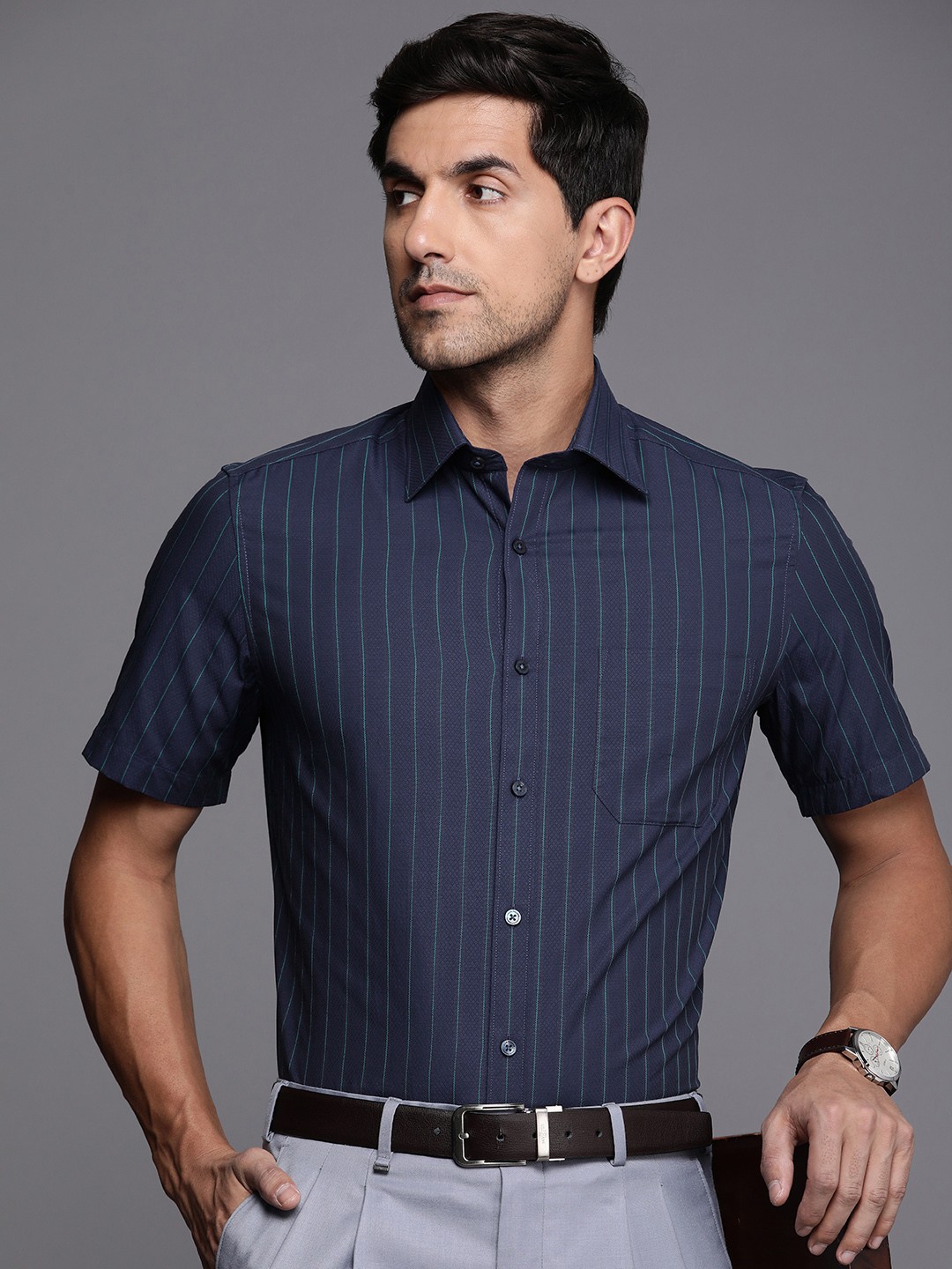 

Louis Philippe Men Striped Pure Cotton Formal Shirt, Navy blue