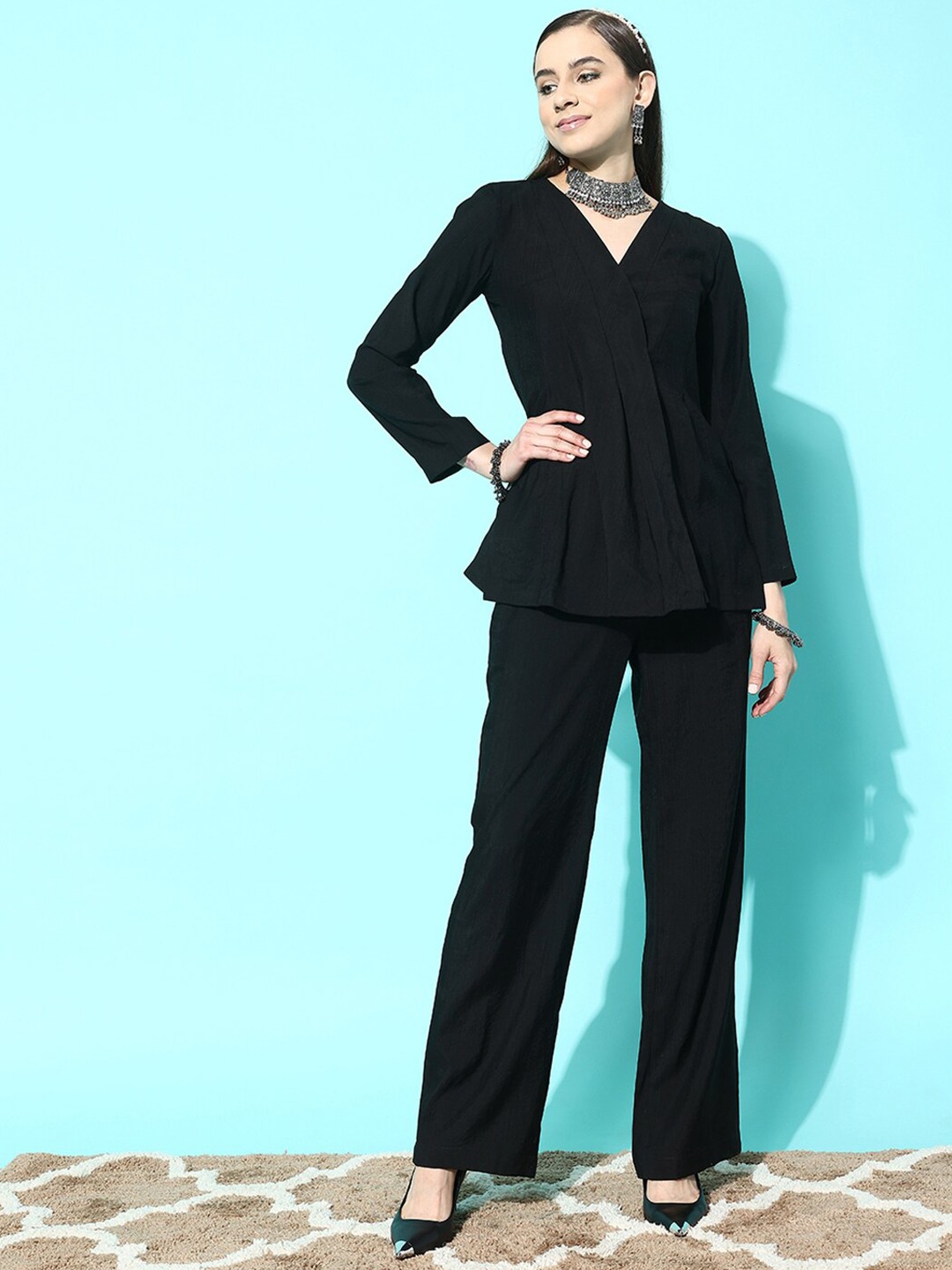 

Kvsfab Pleated V-Neck Top & Trousers, Black