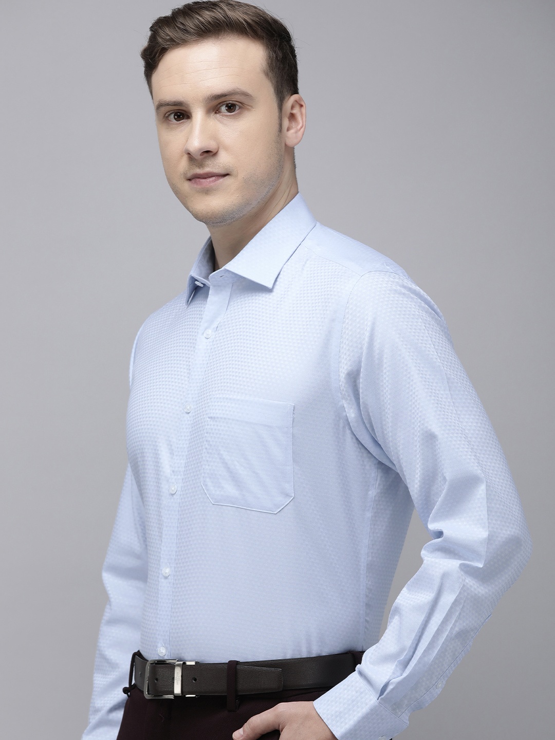 

Van Heusen Men Opaque Cotton Formal Shirt, Blue