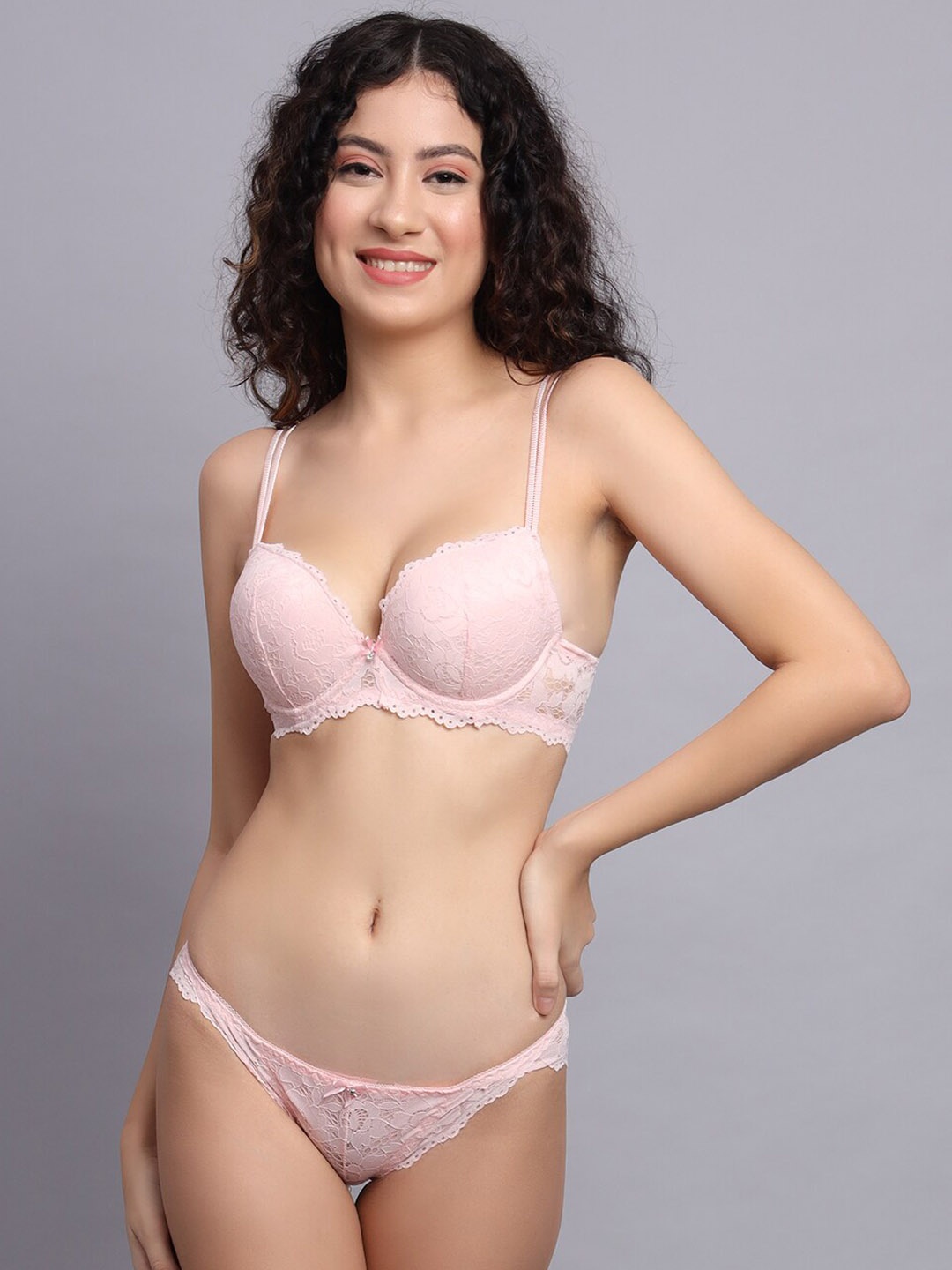 

FiveFlag Self Design Laced Heavy Padded Lingerie Set, Orange