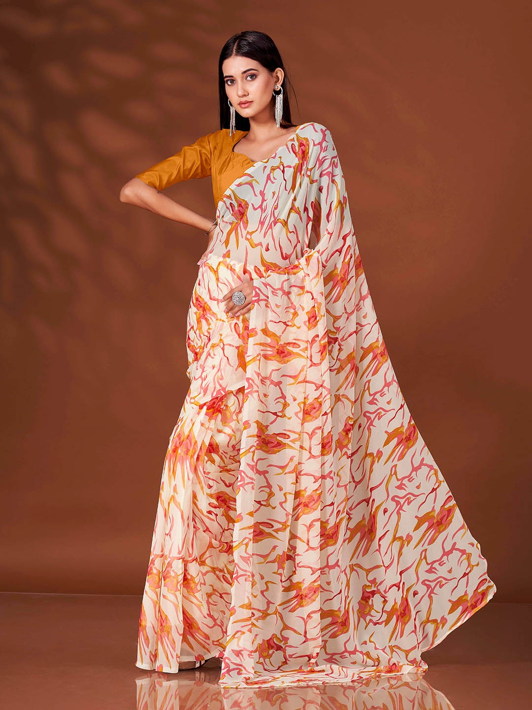 

Tikhi Imli Abstract Printed Ready to Wear Saree, Cream