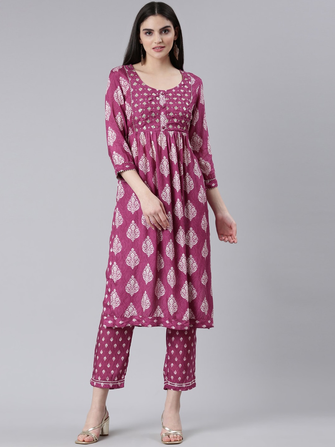 

Neerus Floral Printed Yoke Design Round Neck Kurta With Trousers, Purple