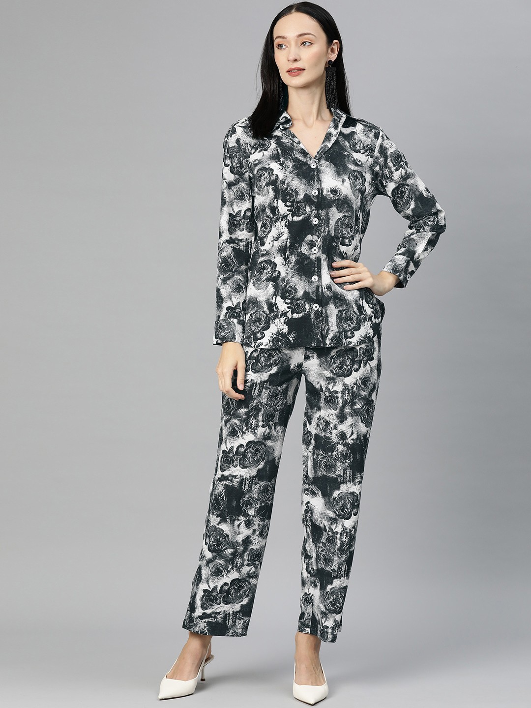 

Cottinfab Women Printed Shirt with Trousers, Black