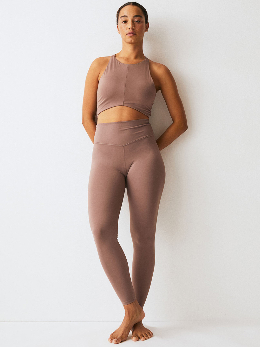 

H&M Women SoftMove Sports Tights, Beige