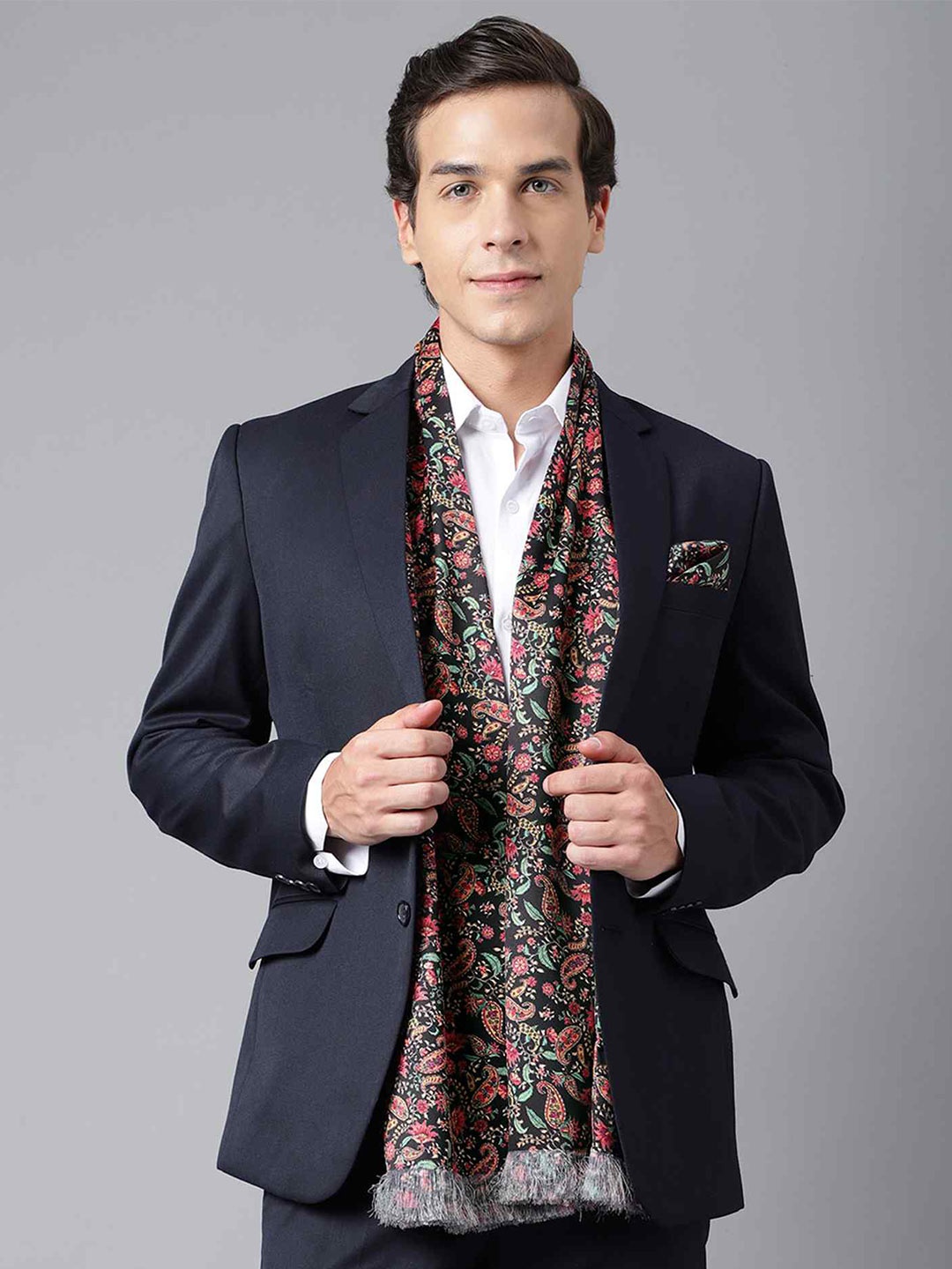 

Tossido Printed Satin Stole & Pocket Square, Black