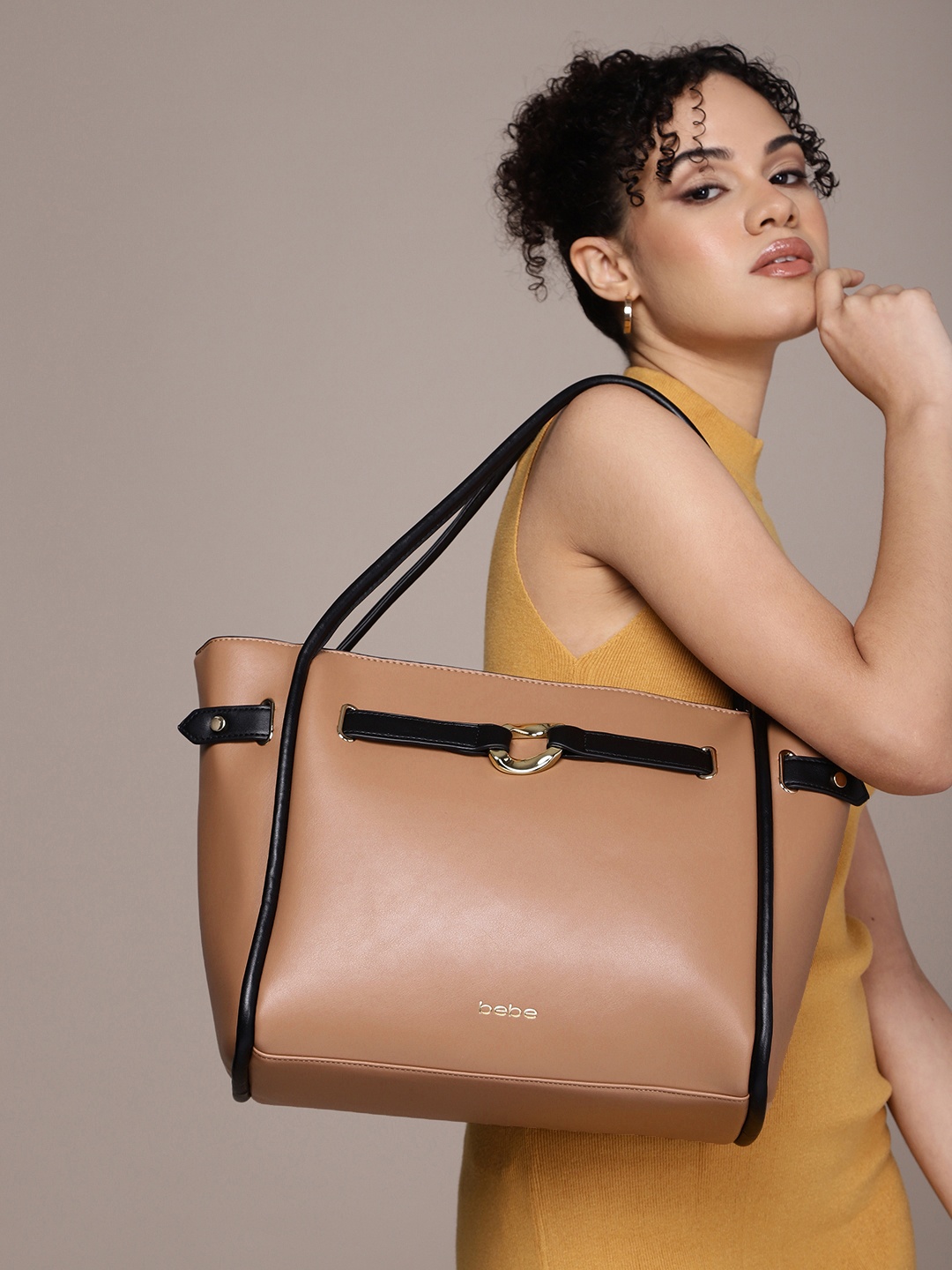 

bebe Women Solid Shoulder Bag, Taupe