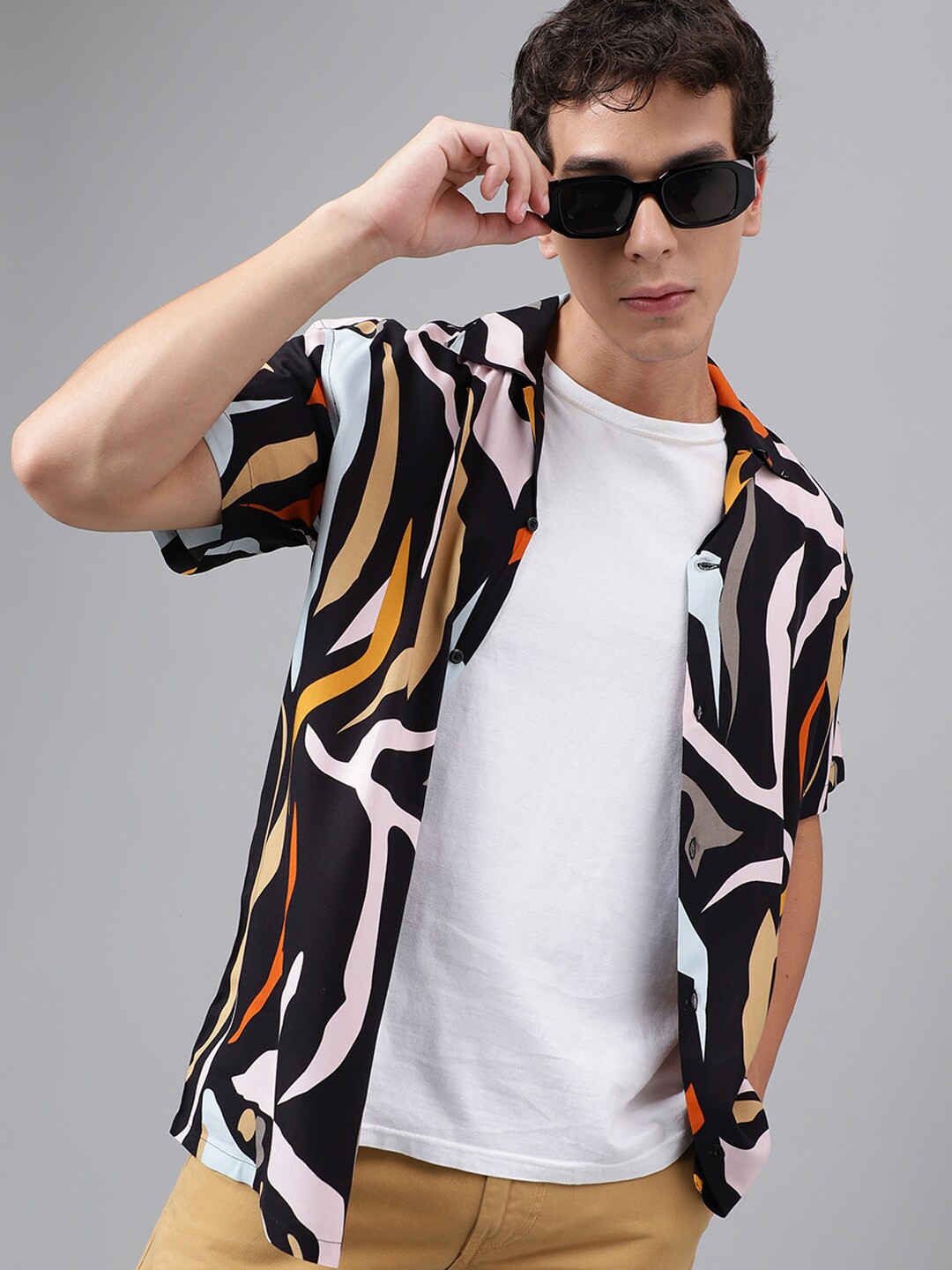 

Hancock Abstract Printed Viscose Rayon Relaxed Fit Casual Resort Shirt, Black