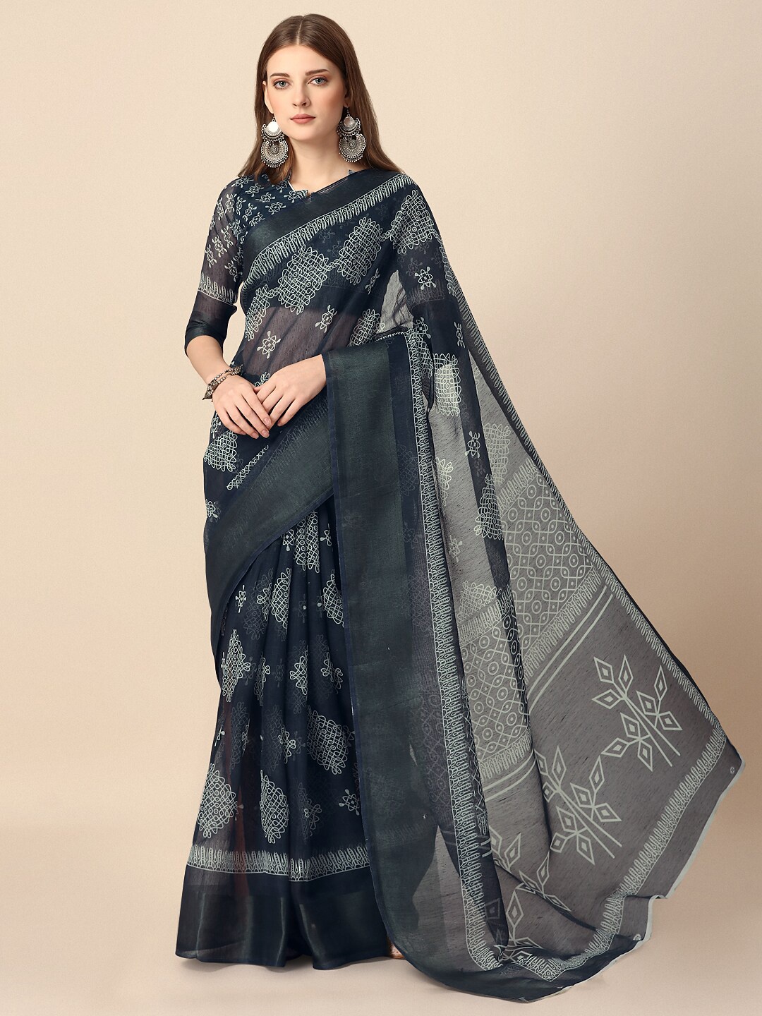

Dori Ethnic Motifs Printed Silk Cotton Saree, Grey