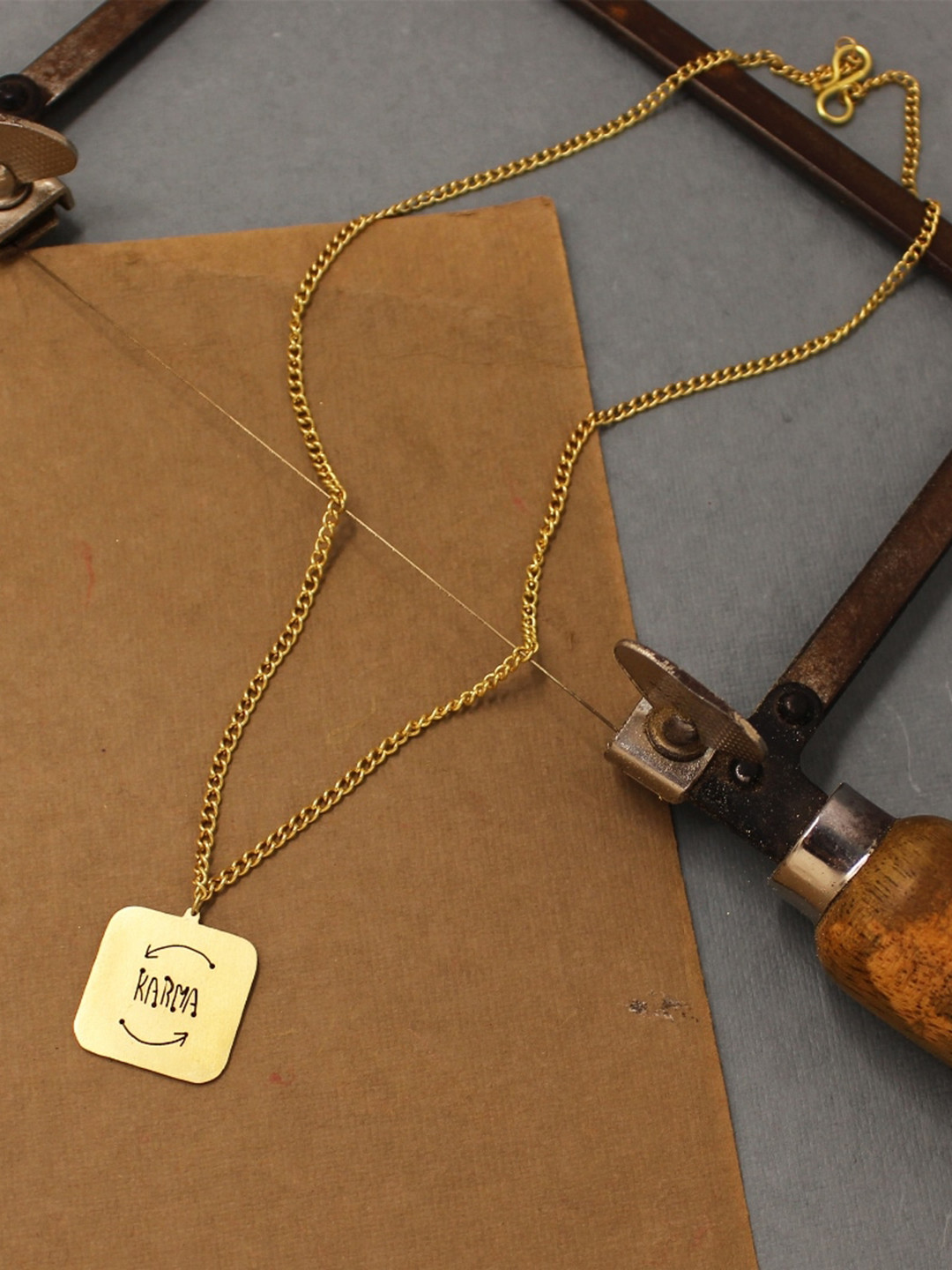 

Goldnera Gold-plated Pendant With Chain