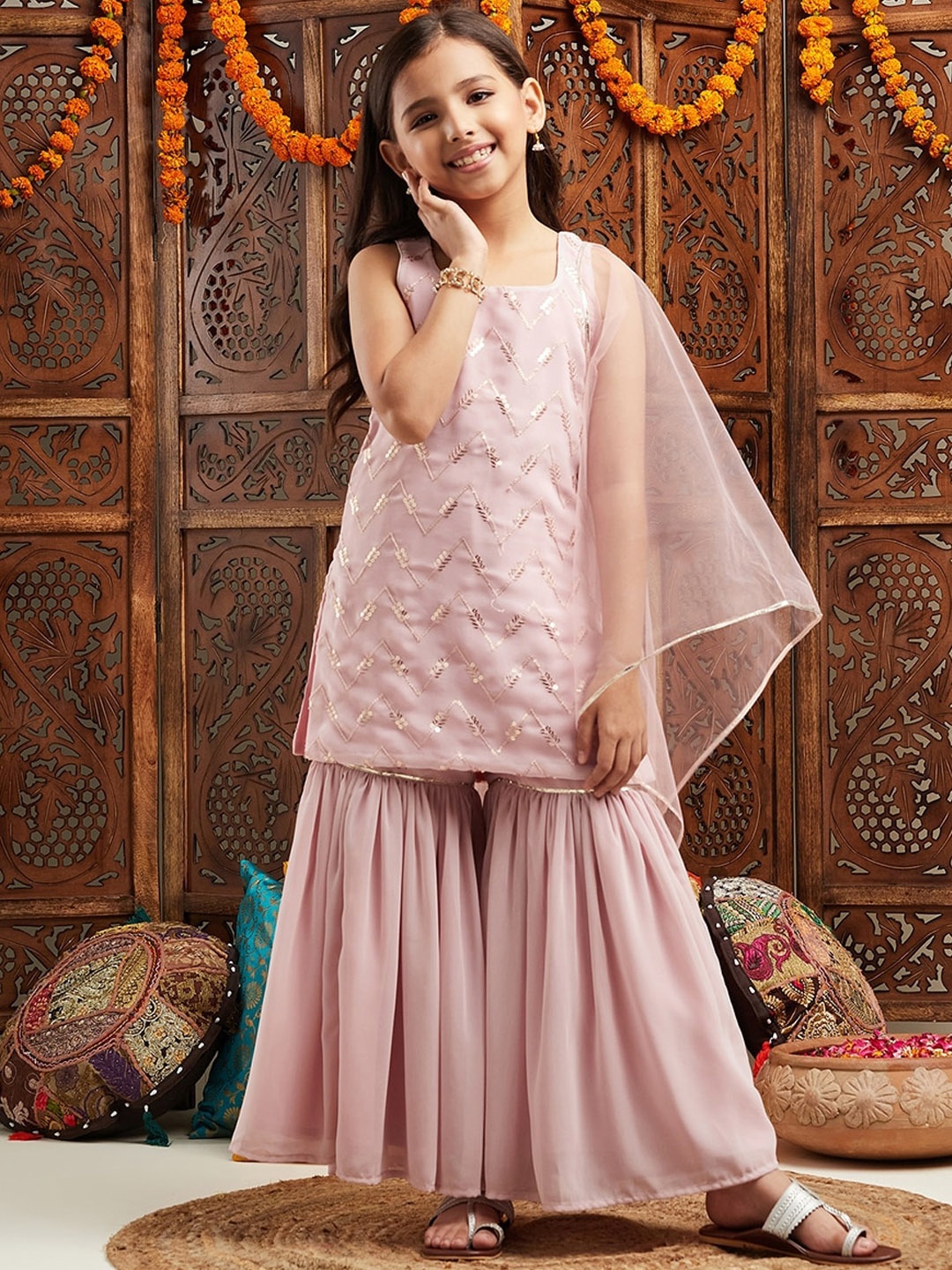 

pspeaches Girls Embroidered Regular Sequinned Kurta With Sharara & With Dupatta, Pink