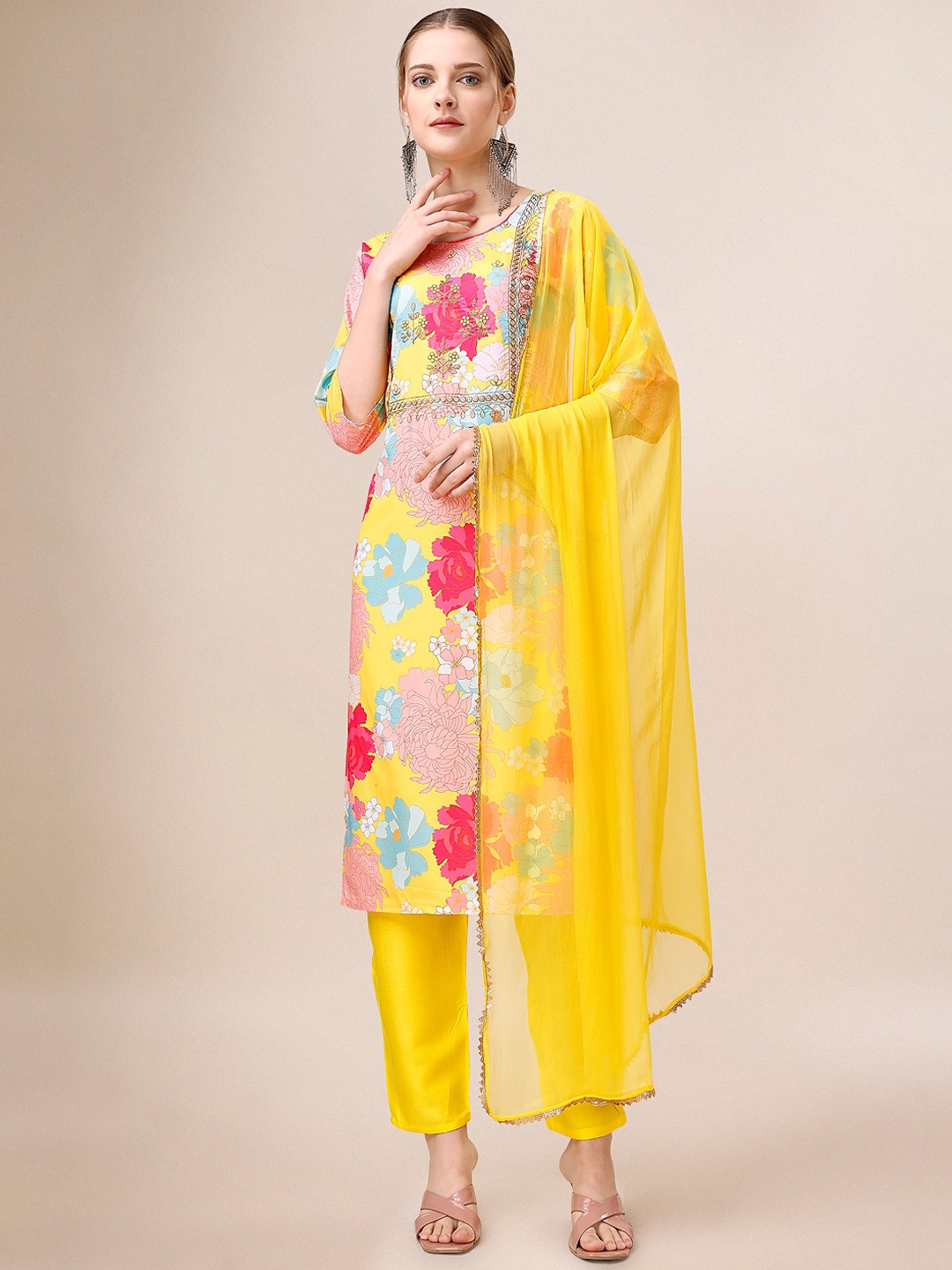 

Indian Women Floral Printed Zari Kurta with Trousers & Dupatta, Yellow