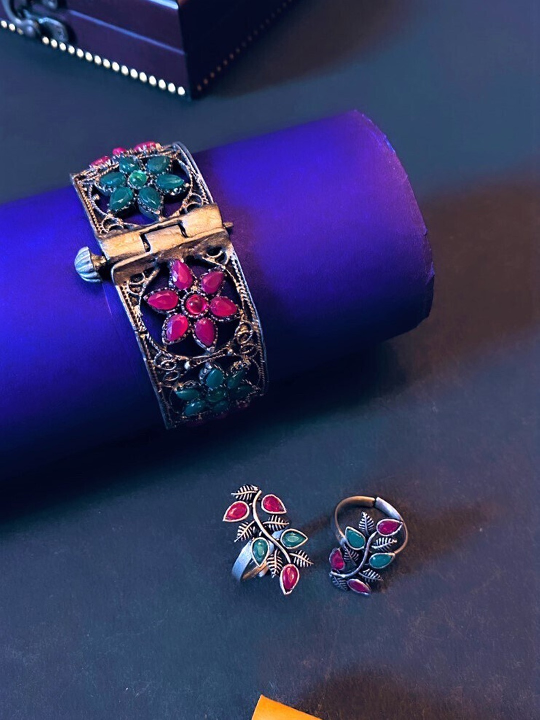 

ATIBELLE German Silver Plated Set Of 2 Toe-Rings & Kada Bangle Jewellery Set