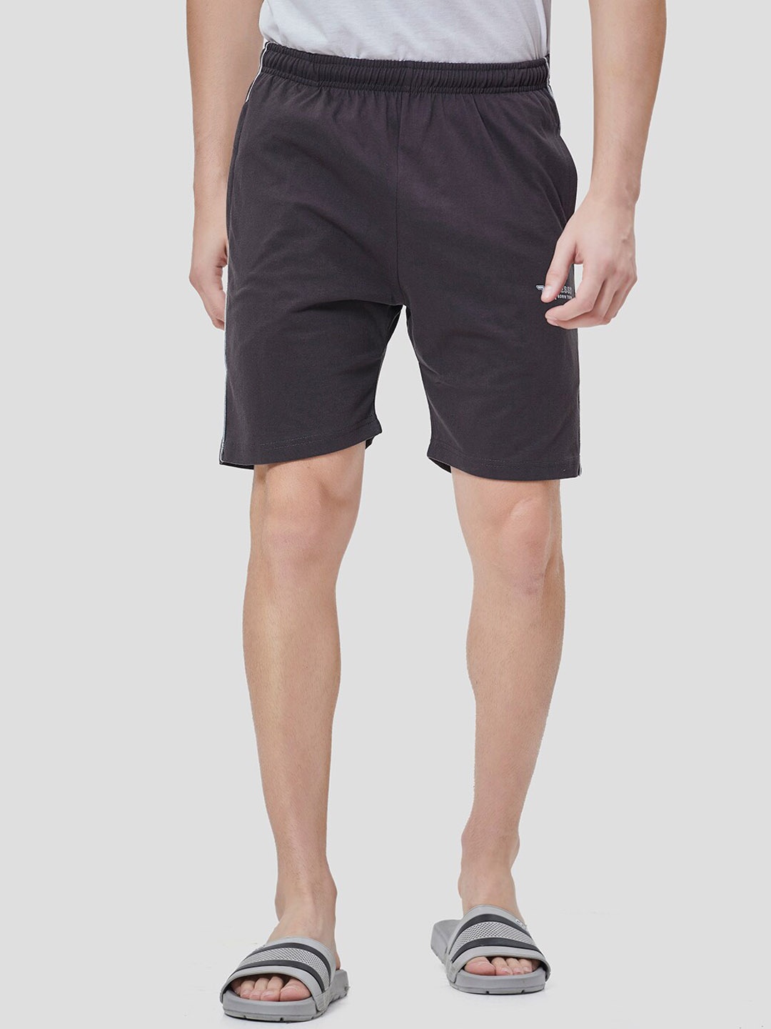 TESSIO Men Mid-Rise Sports Shorts, Grey melange