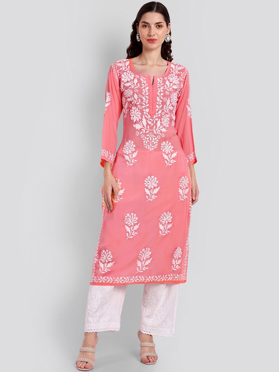 

Seva Chikan Floral Embroidered Thread Work Detailed Modal Straight Kurta, Peach