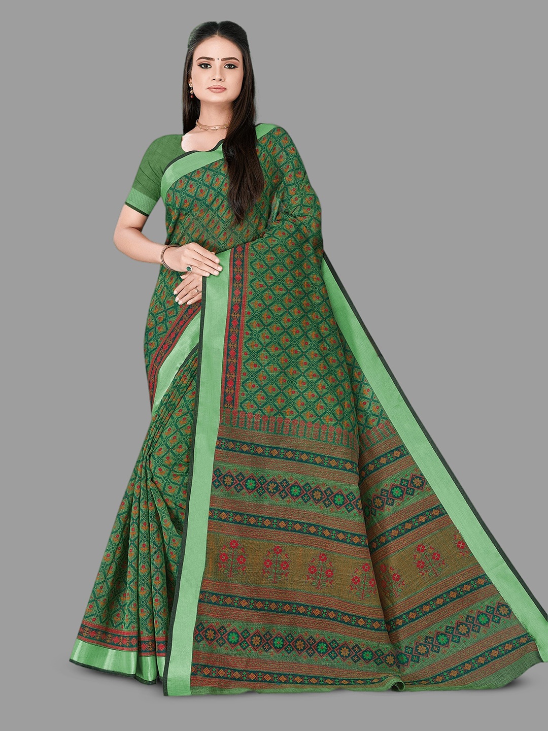

HASRI Ethnic Motifs Printed Pure Linen Saree, Green