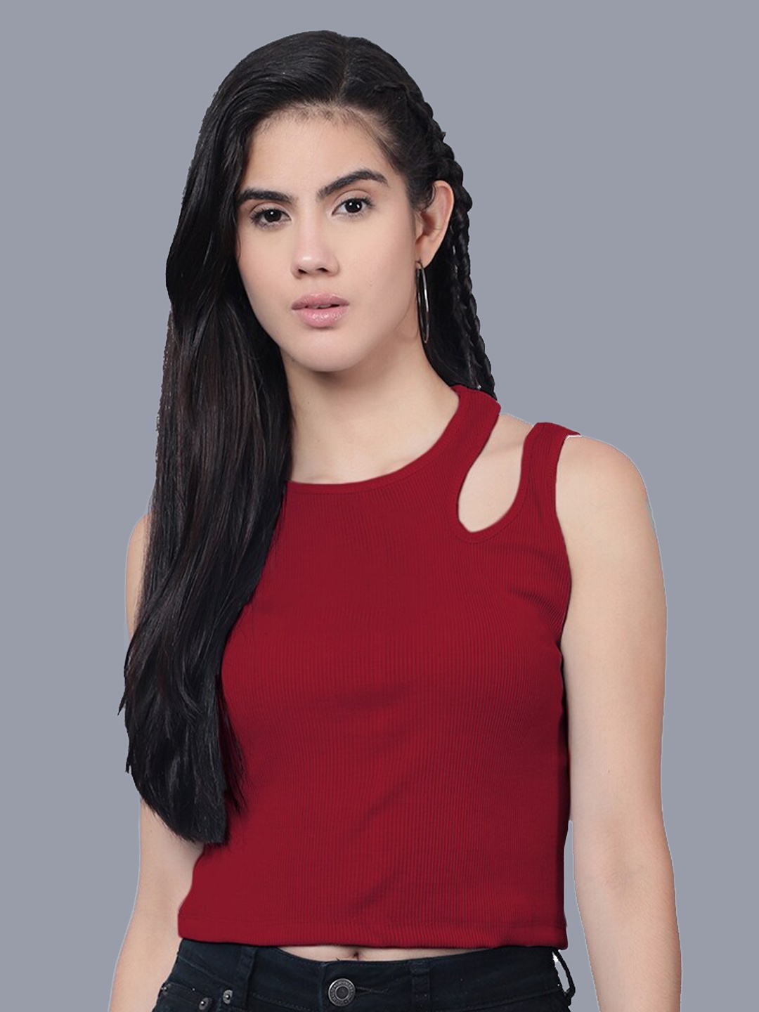 

Boleem Round Neck Shoulder Straps Cut-Out Fitted Cotton Crop Top, Maroon