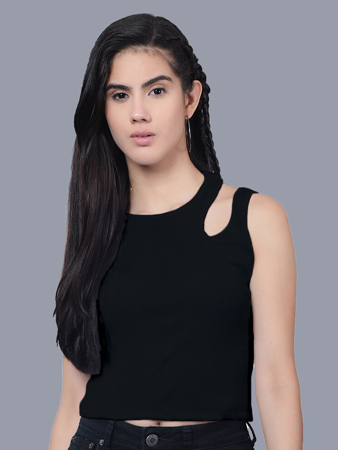 

Boleem Round Neck Shoulder Straps Cut-Out Fitted Cotton Crop Top, Black