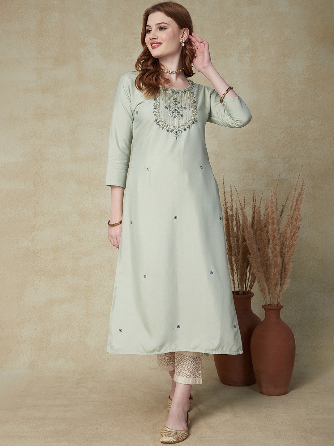 

FASHOR Pastel Green Floral Embroidered Beads and Stones Straight Kurta