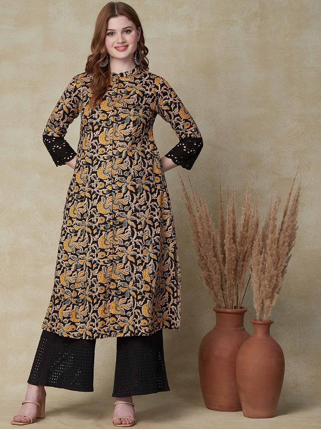 

FASHOR Black Floral Printed Panelled Cotton Kurta