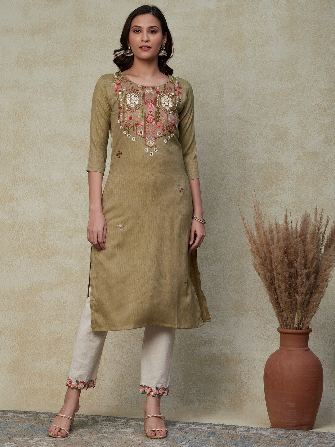 

FASHOR Olive Green Floral Embroidered Mirror Work Detailed Straight Kurta