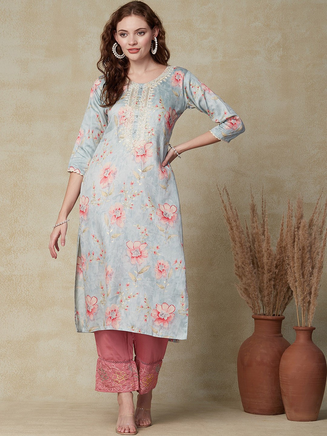 

FASHOR Blue Floral Printed Sequins Detail Straight Kurta