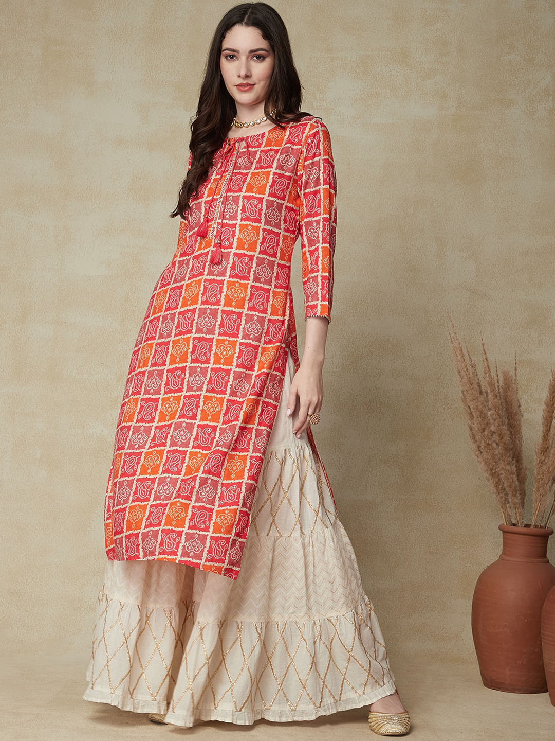 

FASHOR Red Keyhole Neck Bandhani Printed Straight Kurta