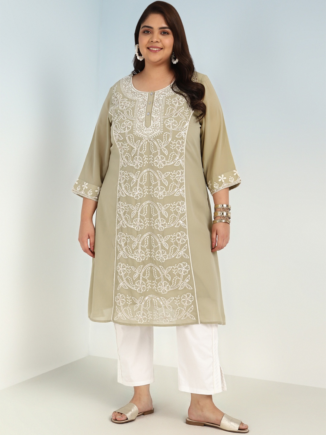 

Lakshita Ethnic Motifs Embroidered Thread Work Regular Georgette Kurta, Green
