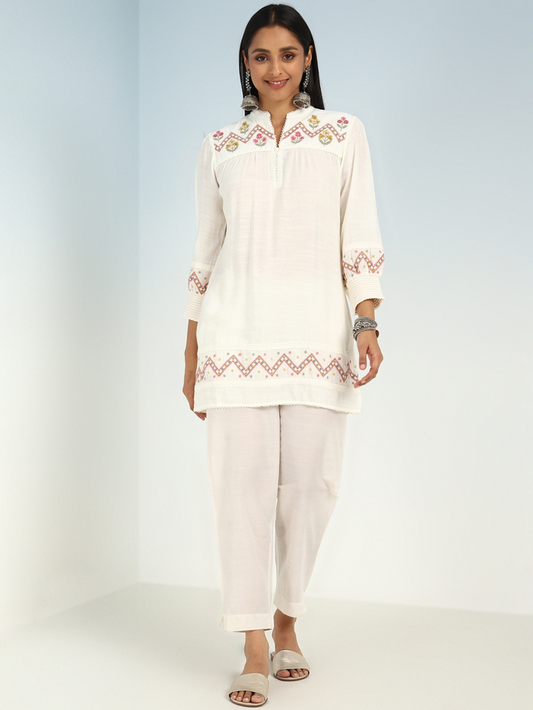 

Lakshita Floral Embroidered Puff Sleeves Thread Work A-Line Kurta, Off white