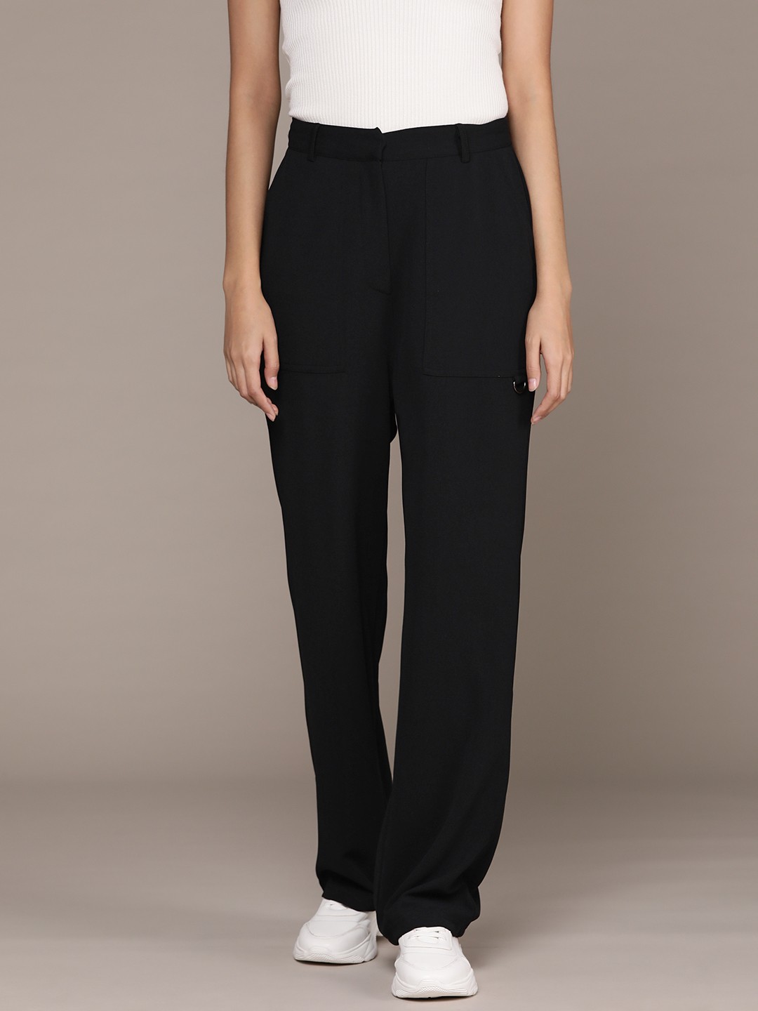 

The Roadster Lifestyle Co. Women Trousers, Black