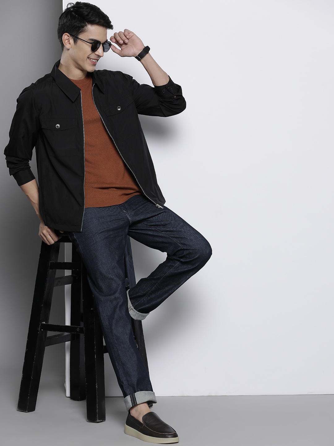 

AMERICAN EAGLE OUTFITTERS Men Slim Fit Stretchable Jeans, Navy blue
