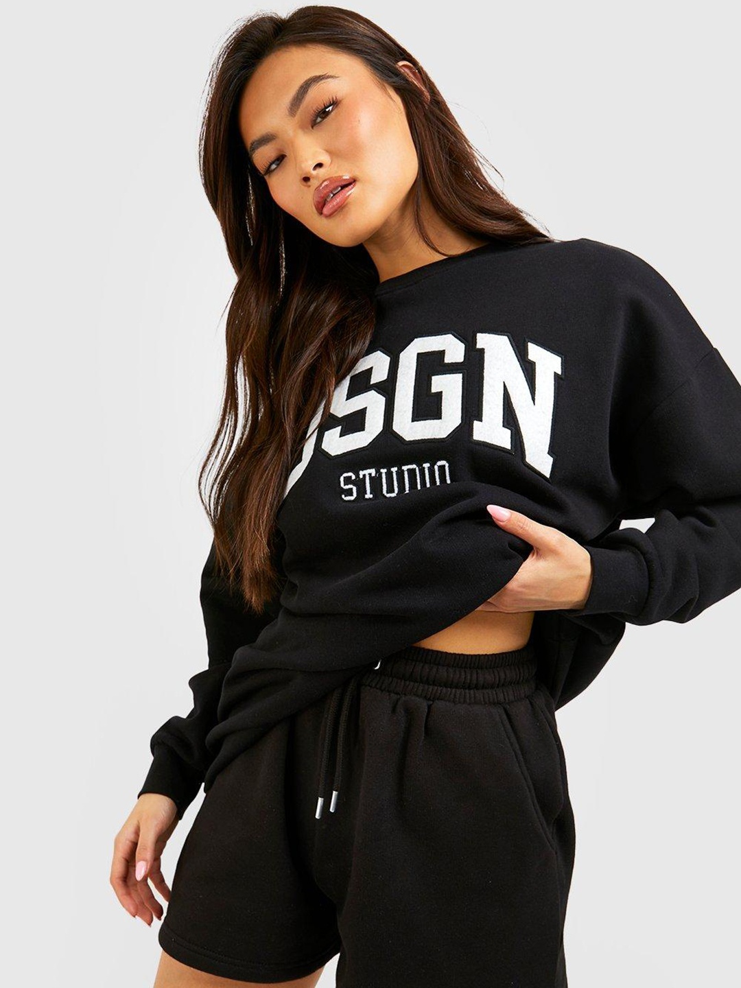 

Boohoo Typography Oversized Longline Sweatshirt, Black