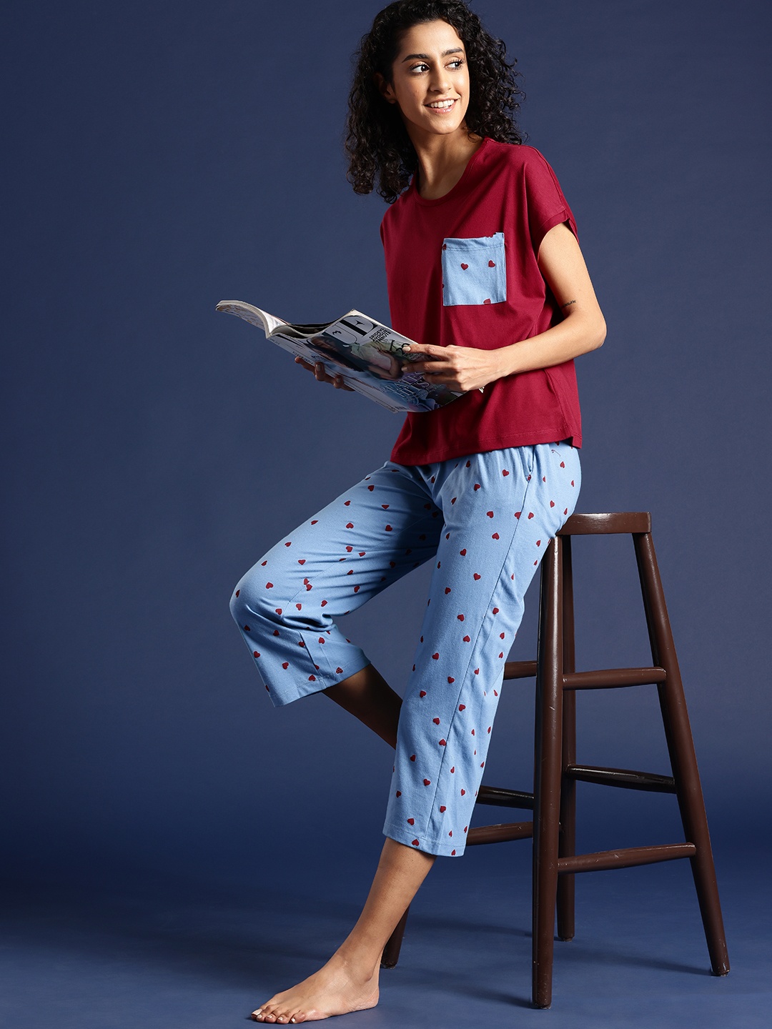 

Mast & Harbour Women Printed Capri Set, Red