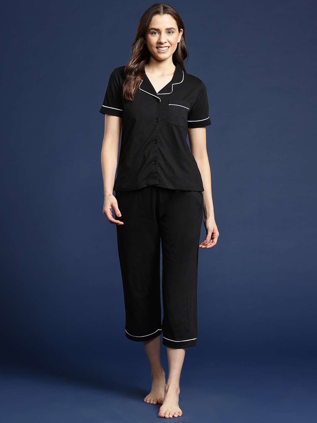 

Mast & Harbour Solid Knitted Capris Suit with Pouch, Black