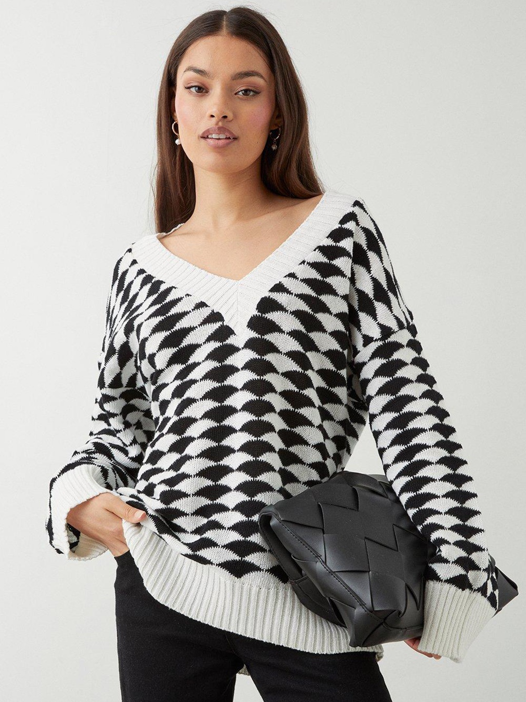 

DOROTHY PERKINS Petite Argyle Pullover, Black