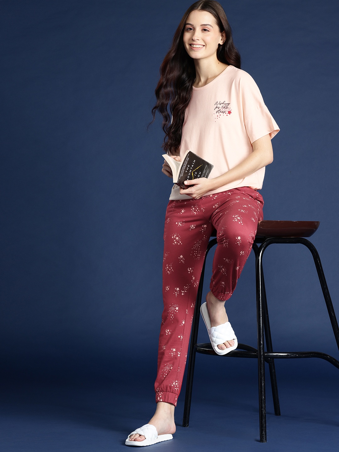 

Mast & Harbour Women Conversational Print Jogger Set with Pouch, Pink