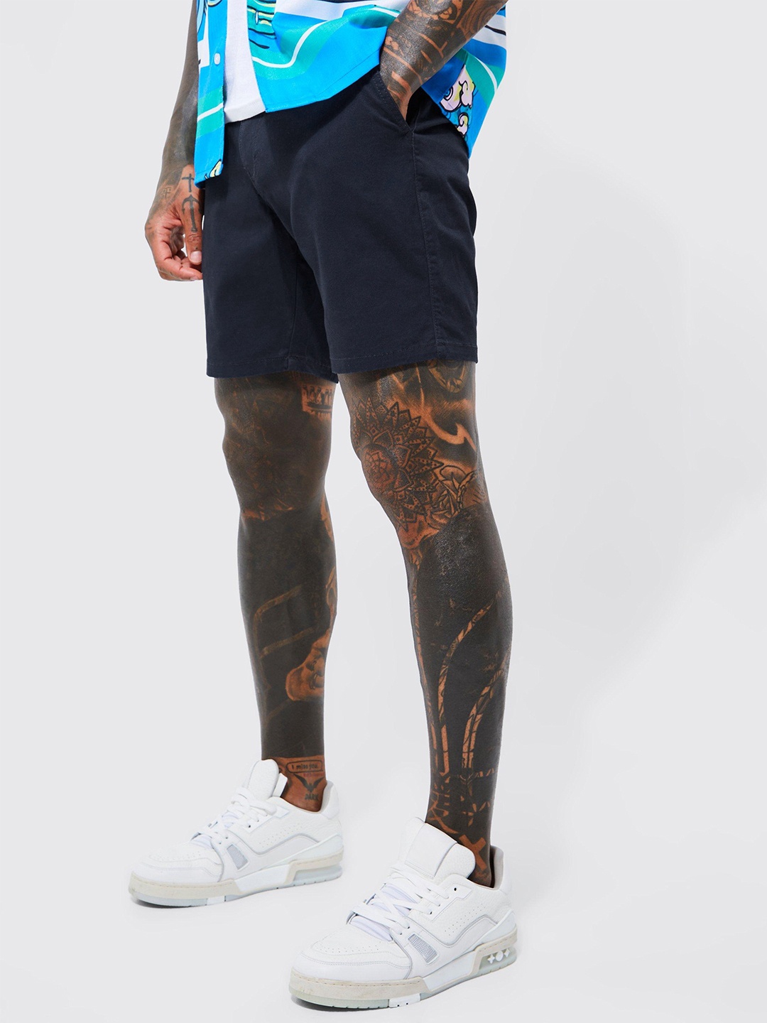 

boohooMAN Stretch Slim Fit Chino Shorts, Navy blue