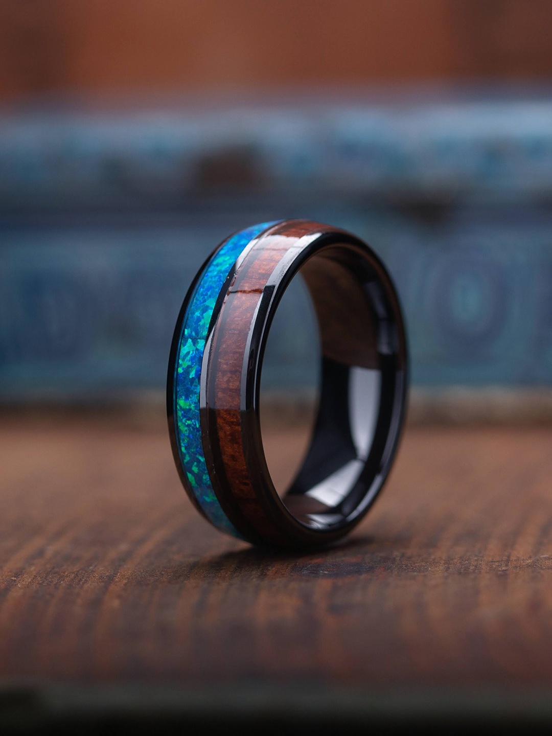 KRYSTALZ Titanium Finger Ring, Black