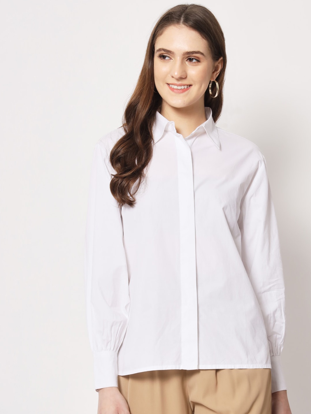 Trend Arrest Spread Collar Opaque Cotton Formal Shirt, White