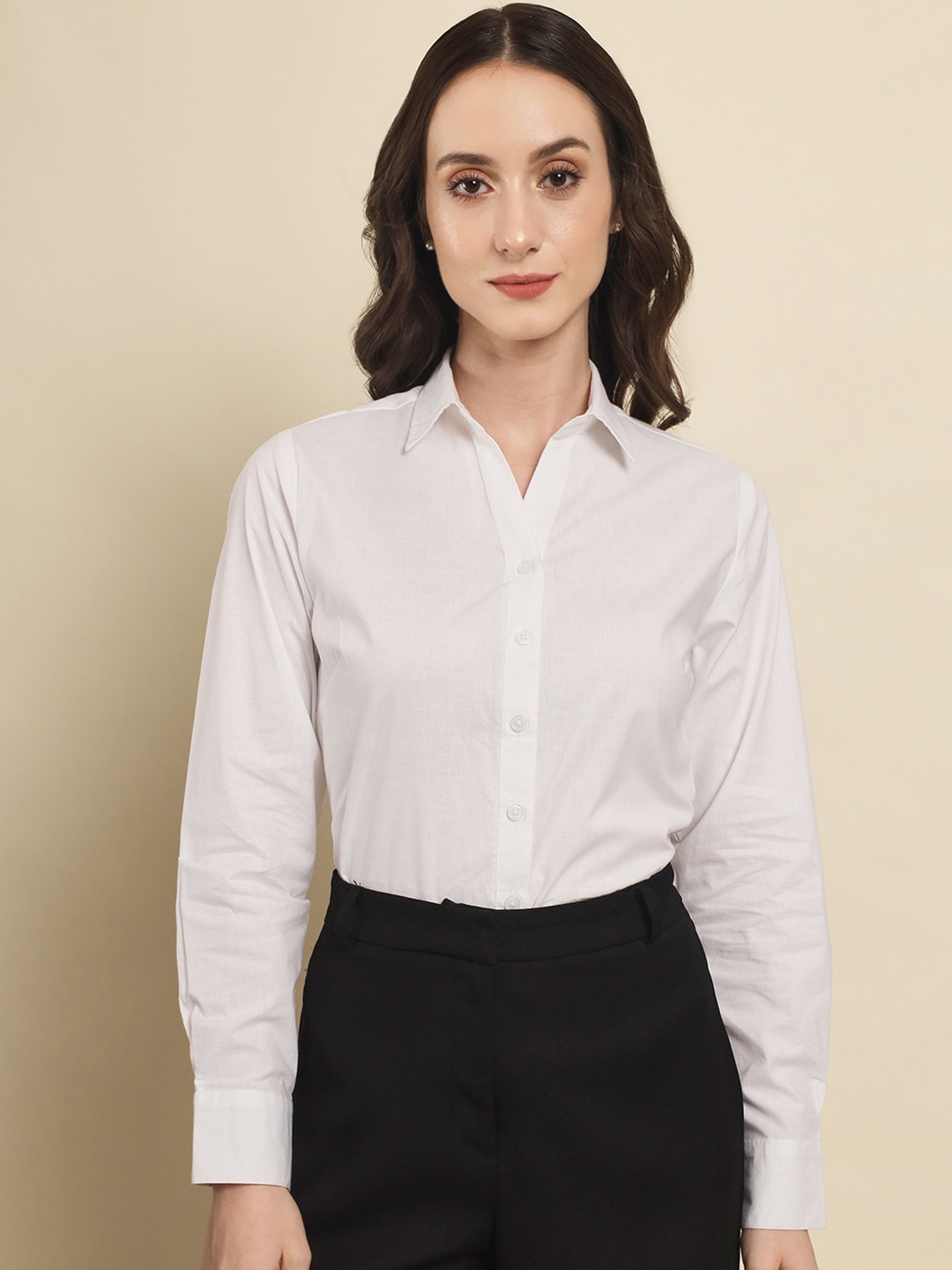 

Trend Arrest Spread Collar Opaque Cotton Formal Shirt, White