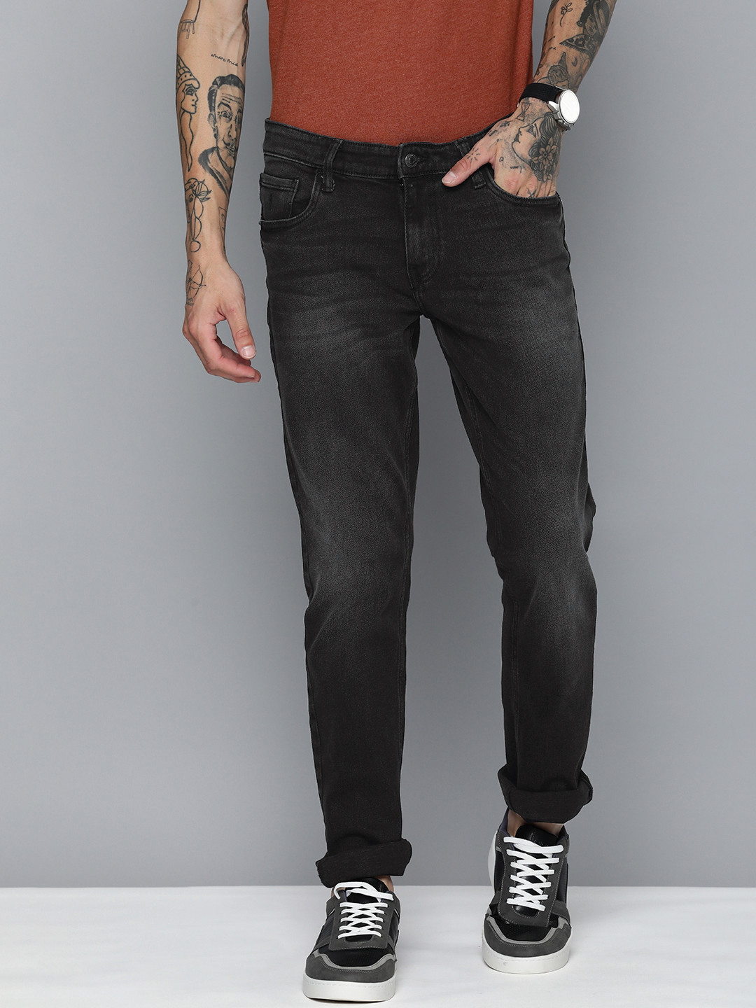 

Indian Terrain Men Brooklyn Slim Fit Light Fade Stretchable Jeans, Black