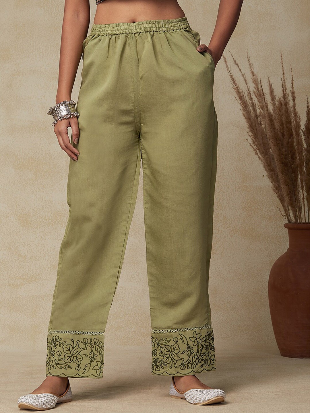

FASHOR Women Green Comfort Mid-Rise Trousers